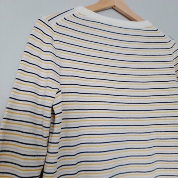 GAP 100% Cotton Fine Kit Crewneck Sweater Stripe Novelty XOXO Embroidery Sz M - Picture 15 of 16